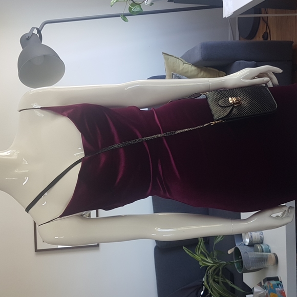 Glossy Black Mini Cross Body Purse - Picture 3 of 6